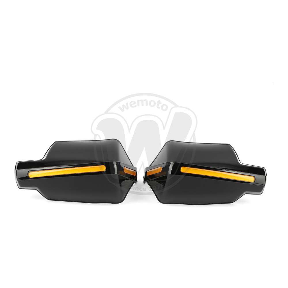 0VO9396_ae1090 three.jpg